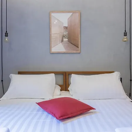 Pietra - The Italian Stay Collection